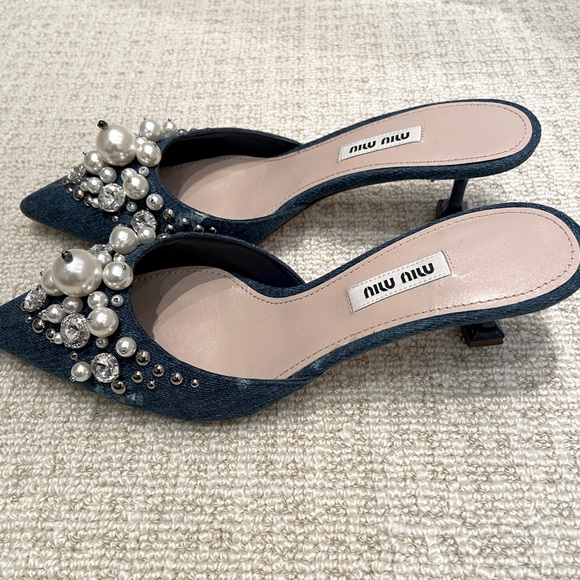 Miu Miu denim/jewelled kitten heels, size 6.5 - Picture 2 of 4